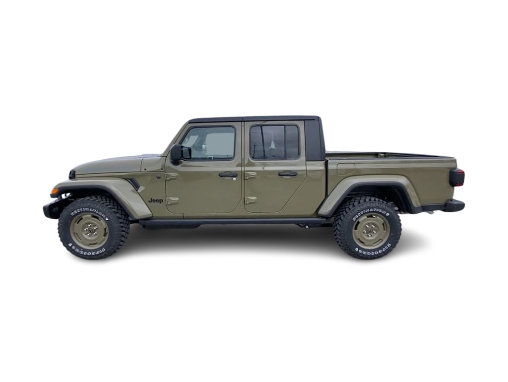 Thumbnail: 2026 Jeep Gladiator - 3