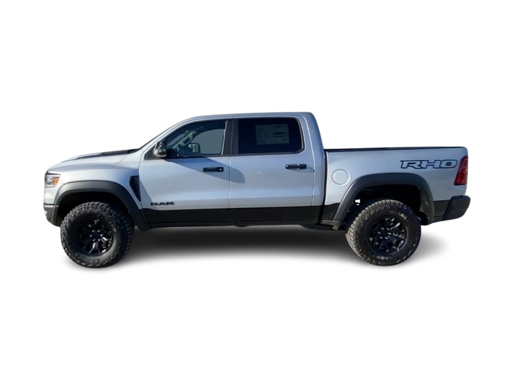 Thumbnail: 2026 RAM 1500 - 3