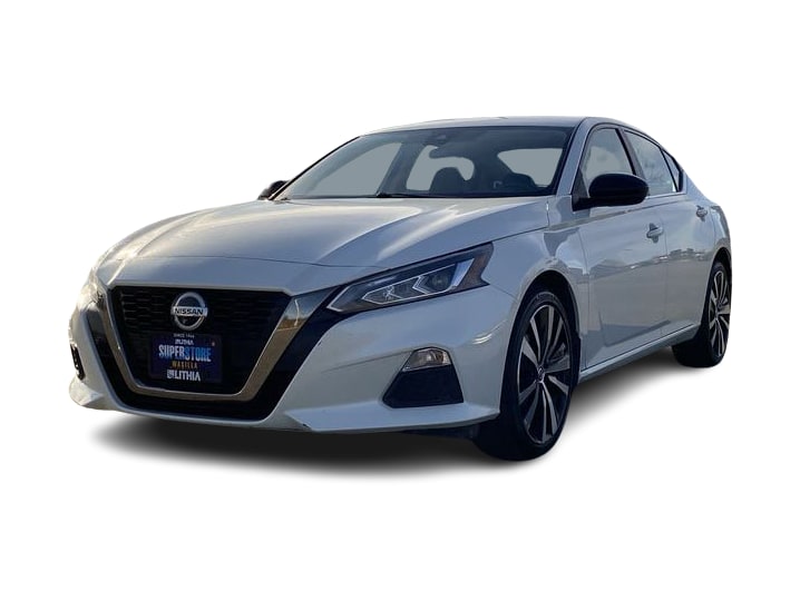 2022 Nissan Altima SR 2