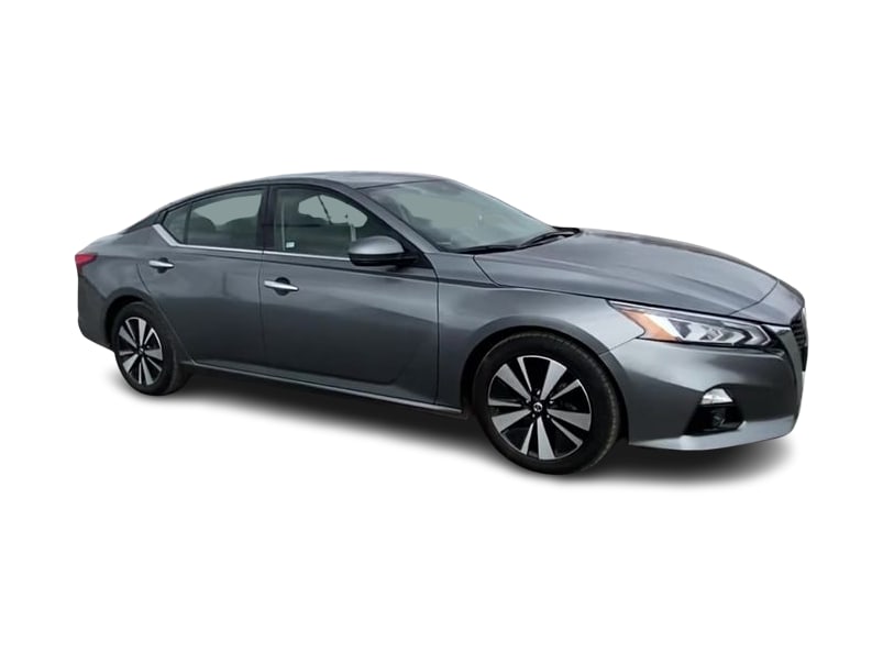 Thumbnail: 2020 Nissan Altima - 17