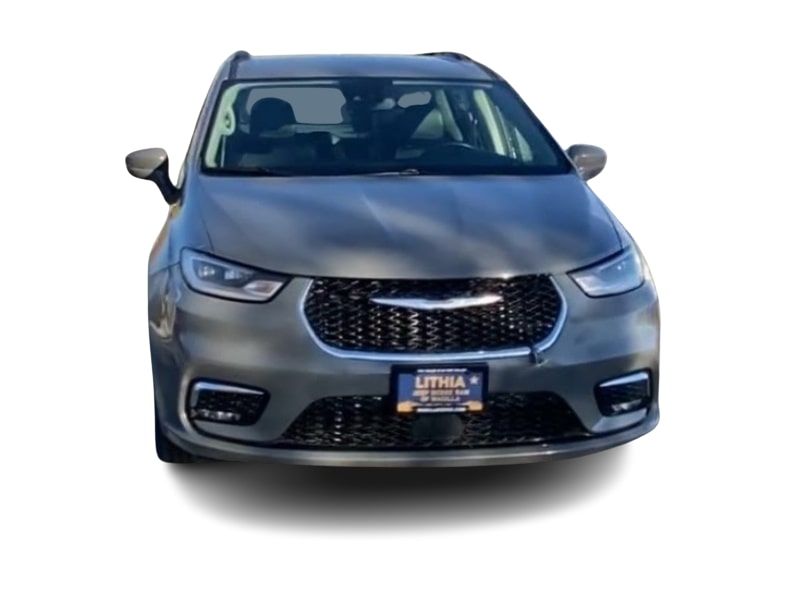 Thumbnail: 2022 Chrysler Pacifica - 4