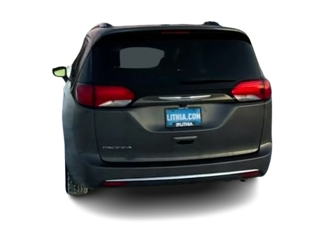 Thumbnail: 2020 Chrysler Pacifica - 4