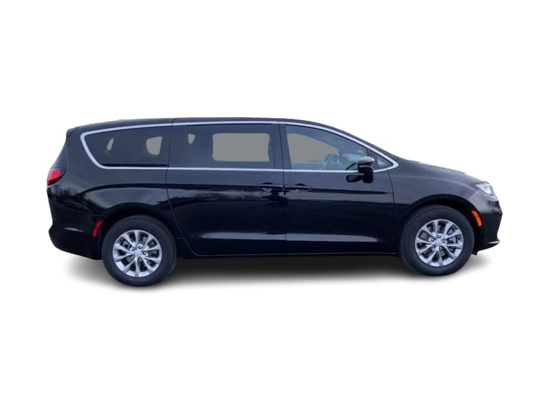 Thumbnail: 2026 Chrysler Pacifica - 16