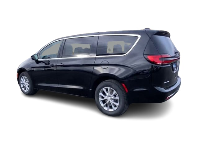 Thumbnail: 2026 Chrysler Pacifica - 4