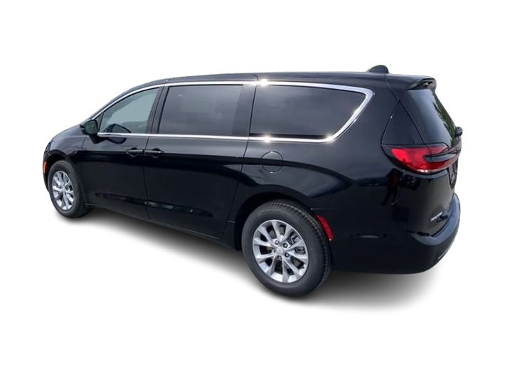 Thumbnail: 2027 Chrysler Pacifica - 4