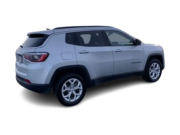 Thumbnail: 2024 Jeep Compass - 18