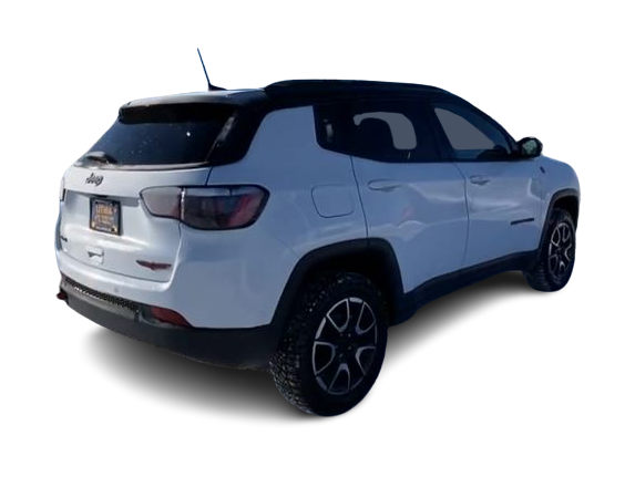 Thumbnail: 2024 Jeep Compass - 21