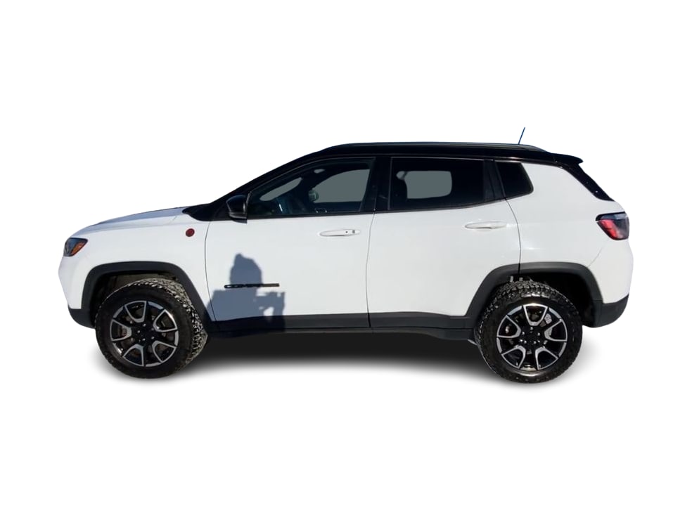 Thumbnail: 2024 Jeep Compass - 18
