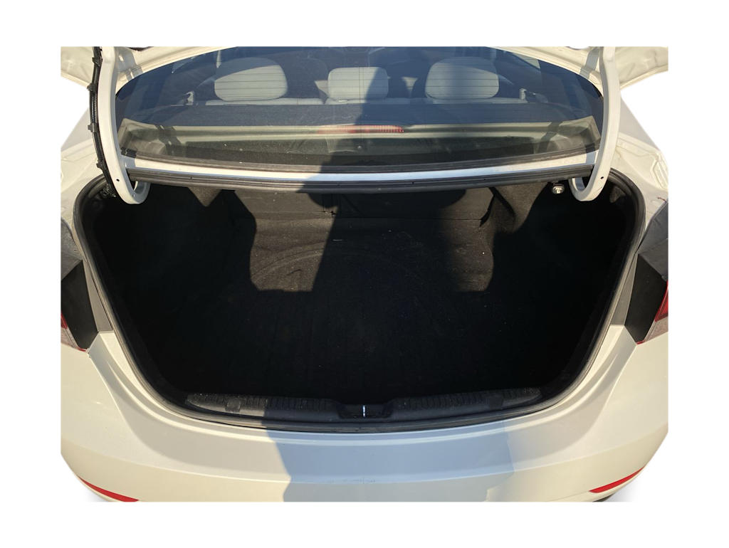 Thumbnail: 2016 Hyundai Elantra - 13