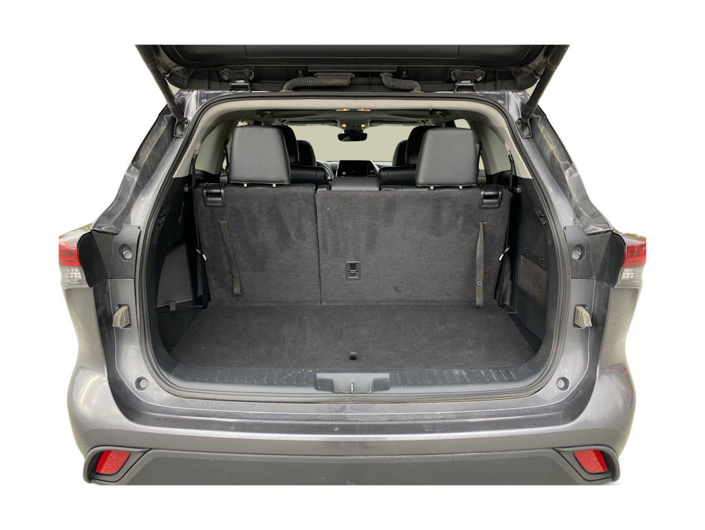 Thumbnail: 2024 Toyota Highlander - 15