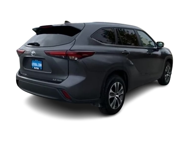 Thumbnail: 2024 Toyota Highlander - 20
