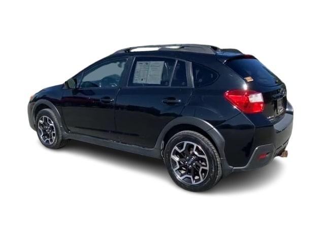 Thumbnail: 2016 Subaru Crosstrek - 4
