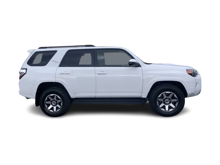 Thumbnail: 2024 Toyota 4Runner - 17