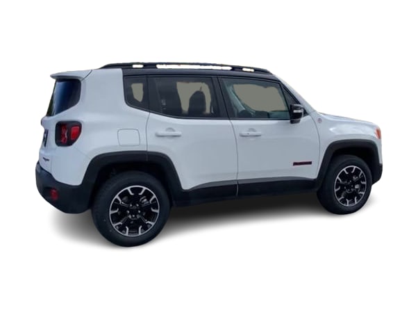 Thumbnail: 2023 Jeep Renegade - 18