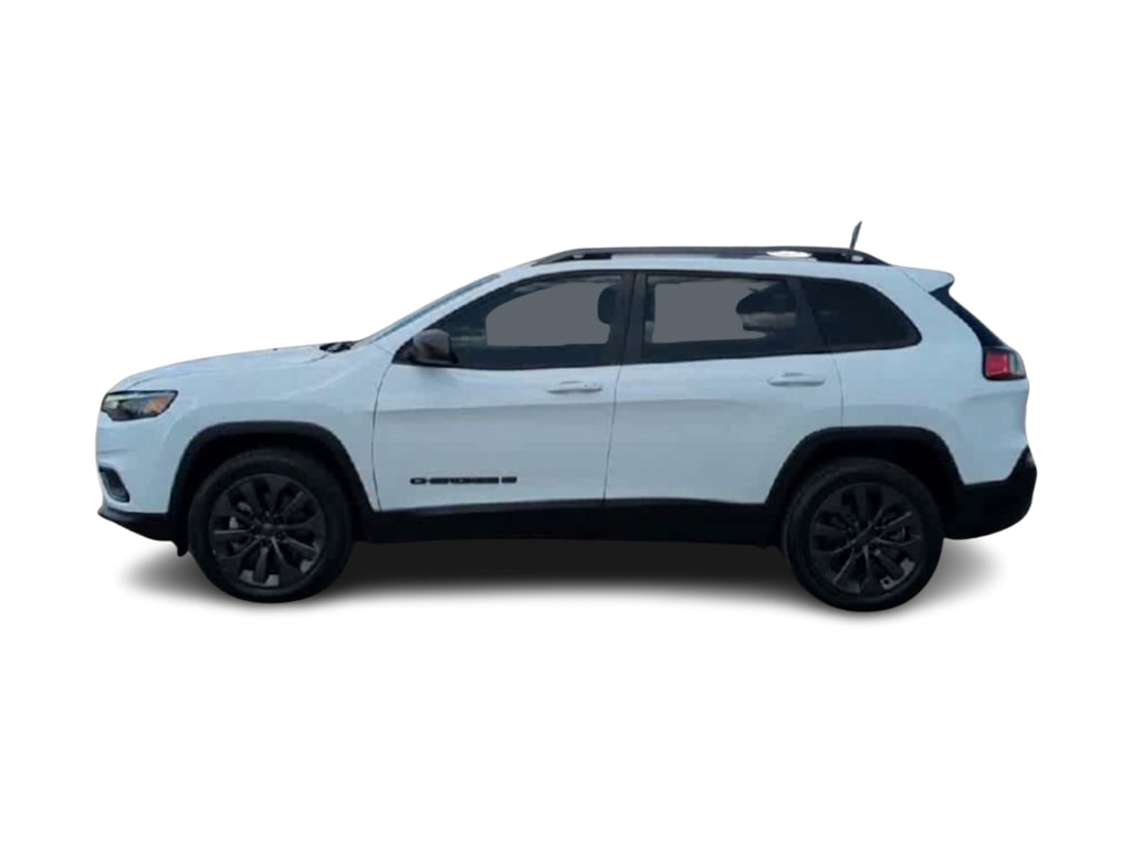 Thumbnail: 2021 Jeep Cherokee - 3