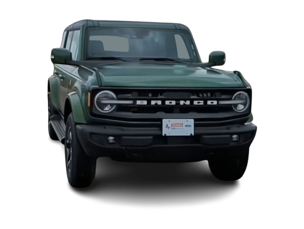 2025 Ford Bronco Outer Banks 4