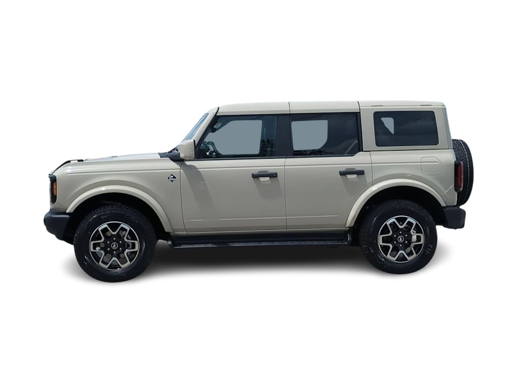 Thumbnail: 2026 Ford Bronco - 3