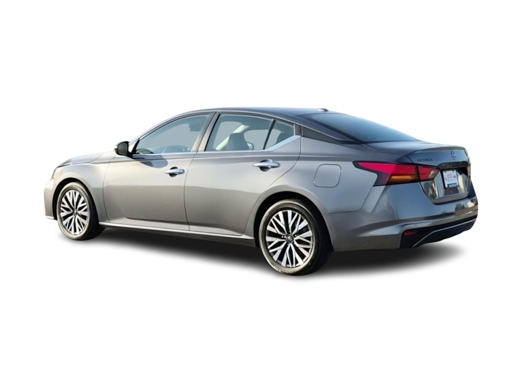 Thumbnail: 2024 Nissan Altima - 4