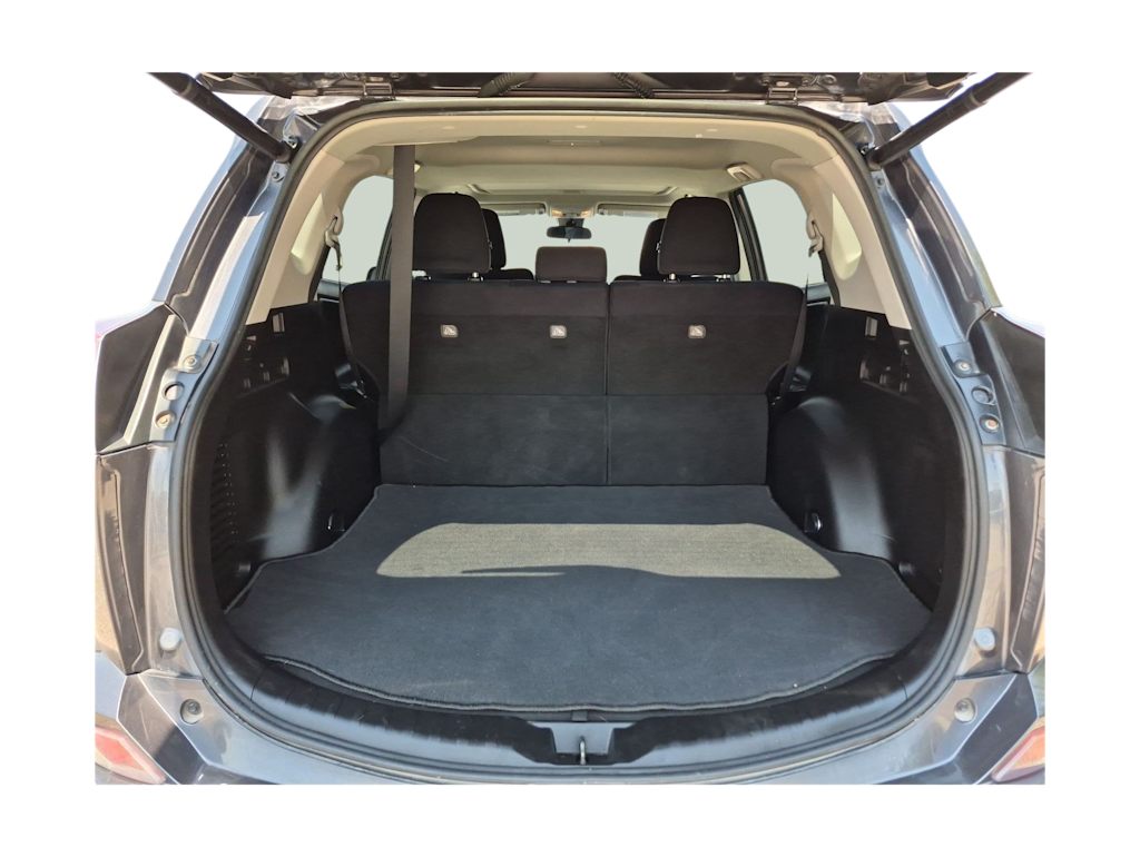 Thumbnail: 2017 Toyota RAV4 - 17