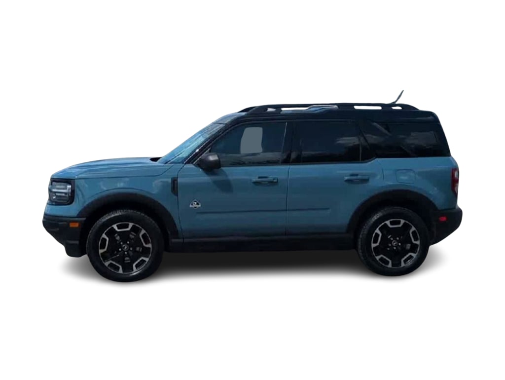 Thumbnail: 2022 Ford Bronco Sport - 3