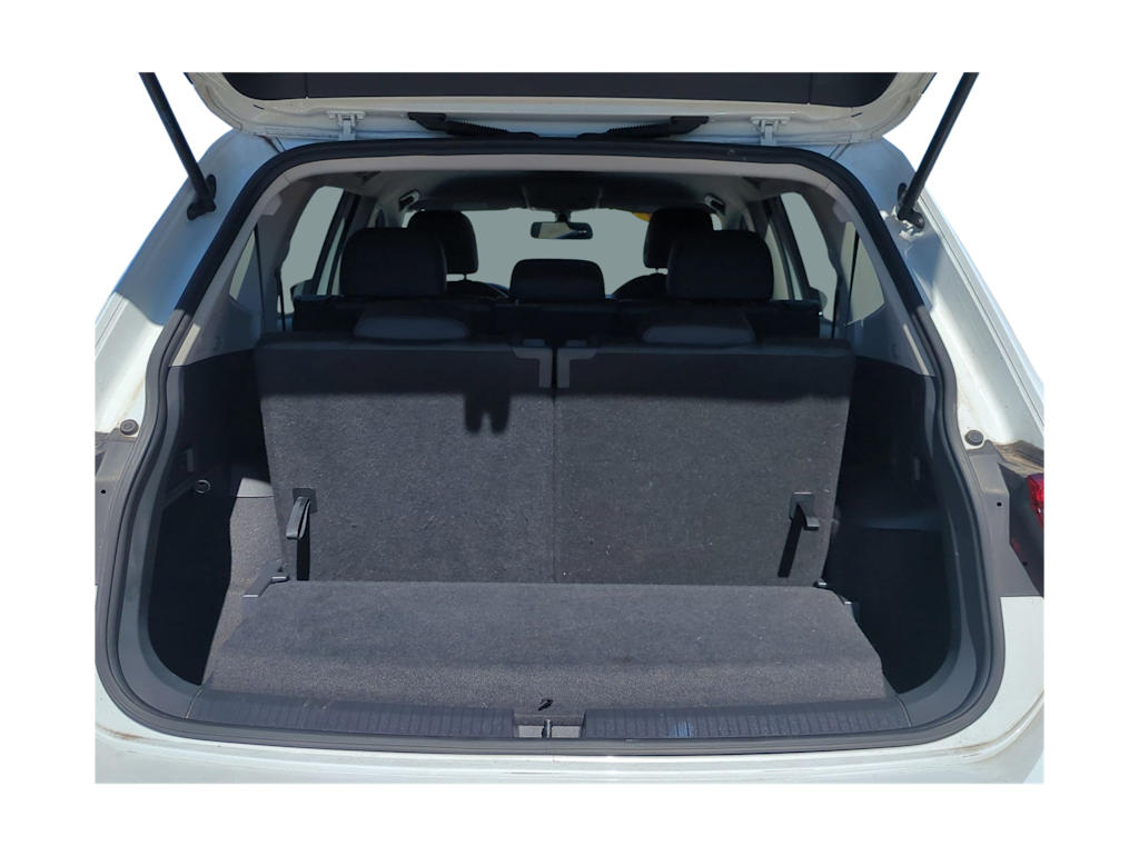 Thumbnail: 2020 Volkswagen Tiguan - 17