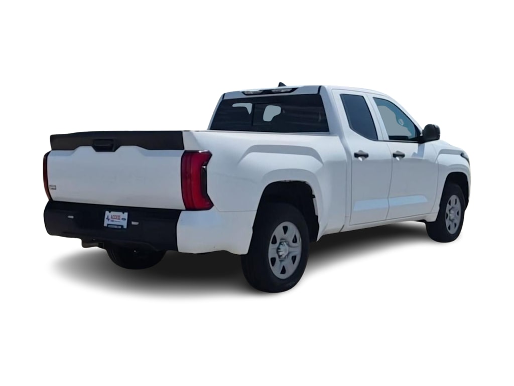 Thumbnail: 2022 Toyota Tundra - 23