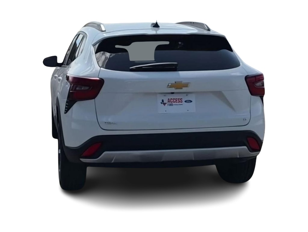Thumbnail: 2026 Chevrolet Trax - 4