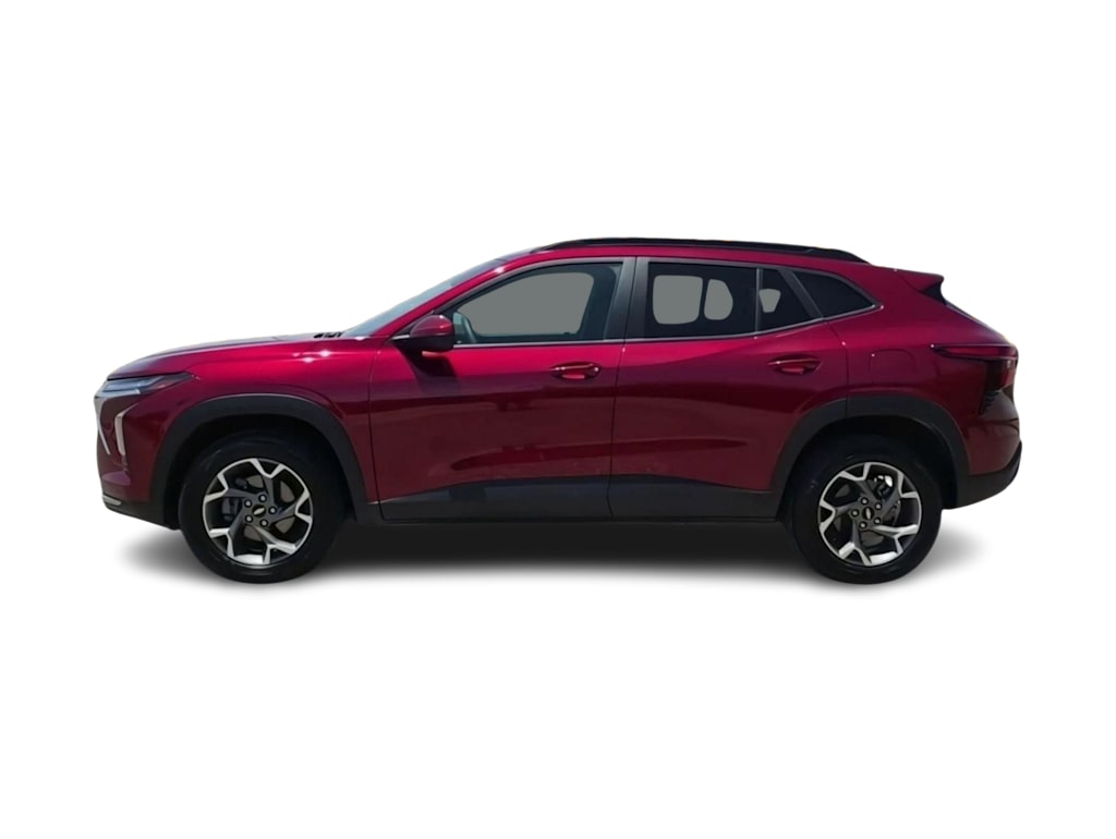 Thumbnail: 2025 Chevrolet Trax - 3