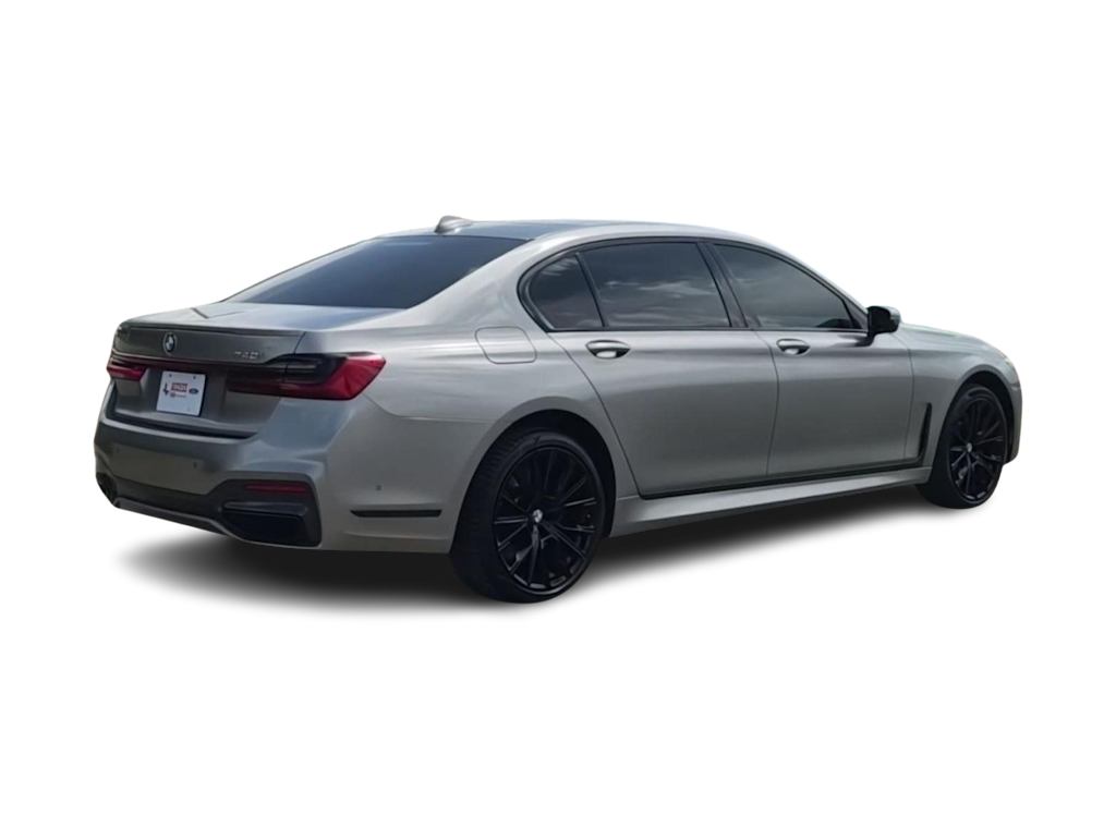 Thumbnail: 2022 BMW 7 Series - 23
