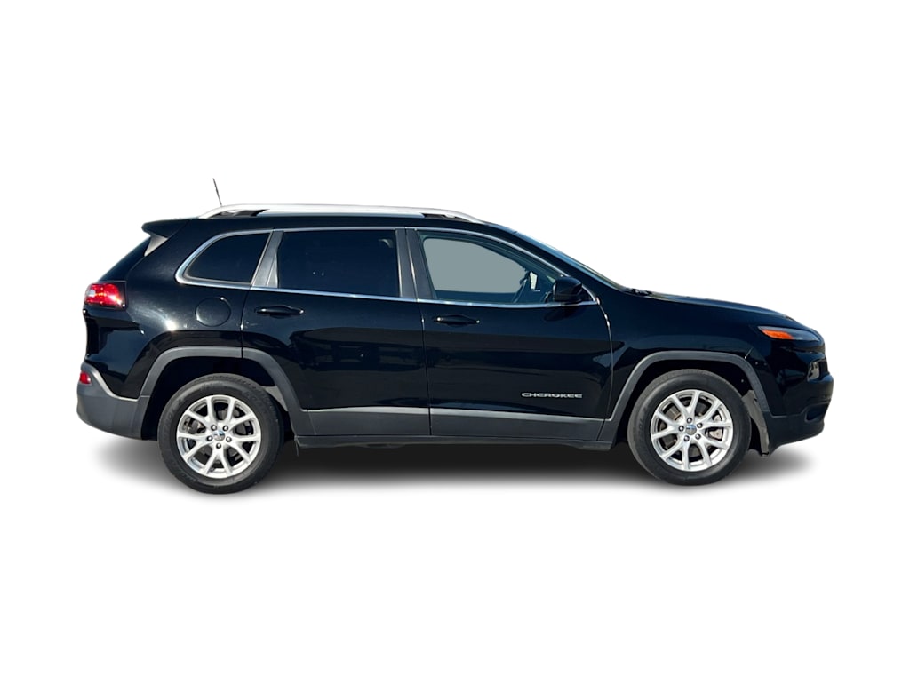Thumbnail: 2017 Jeep Cherokee - 20