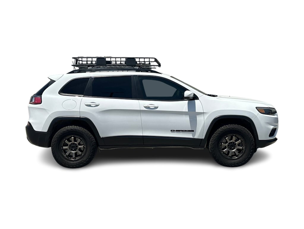 Thumbnail: 2019 Jeep Cherokee - 20
