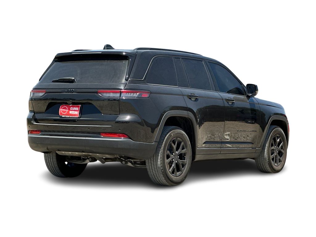 Thumbnail: 2024 Jeep Grand Cherokee - 17
