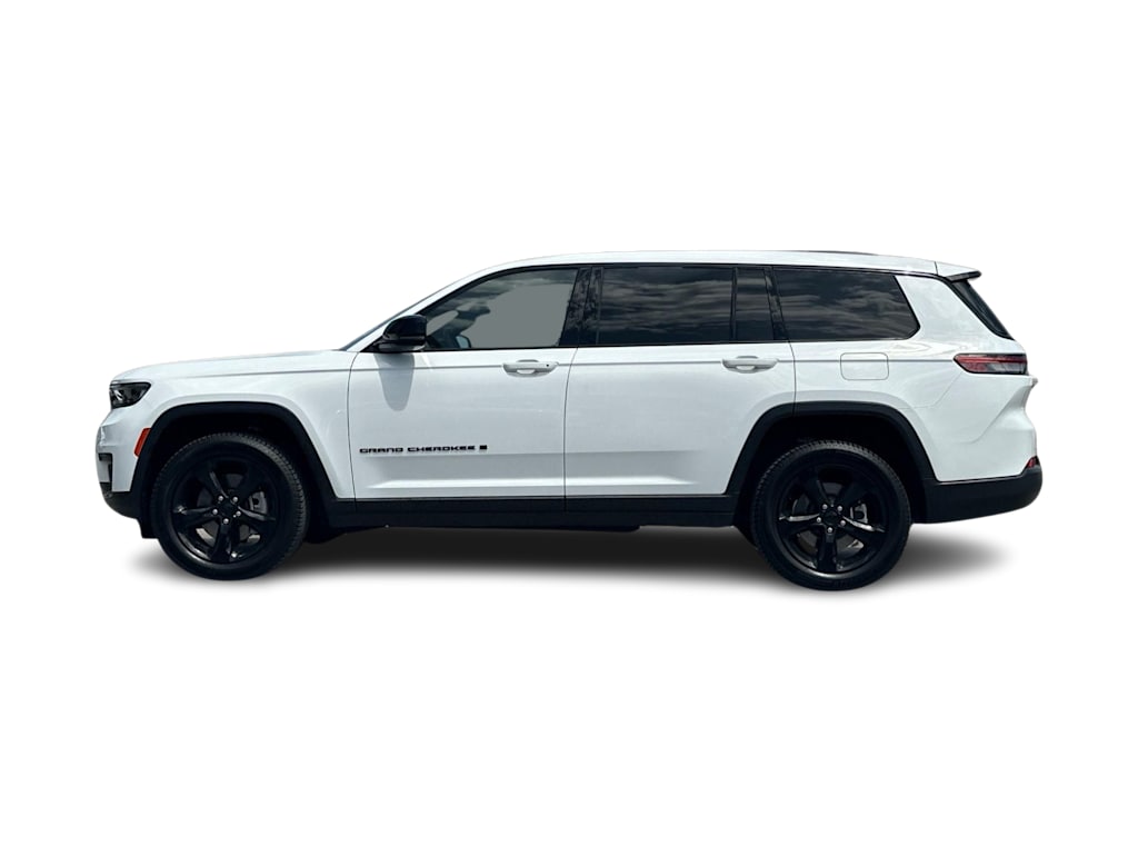 Thumbnail: 2022 Jeep Grand Cherokee L - 3