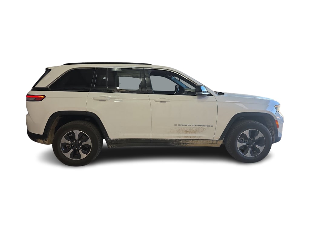 Thumbnail: 2024 Jeep Grand Cherokee - 17