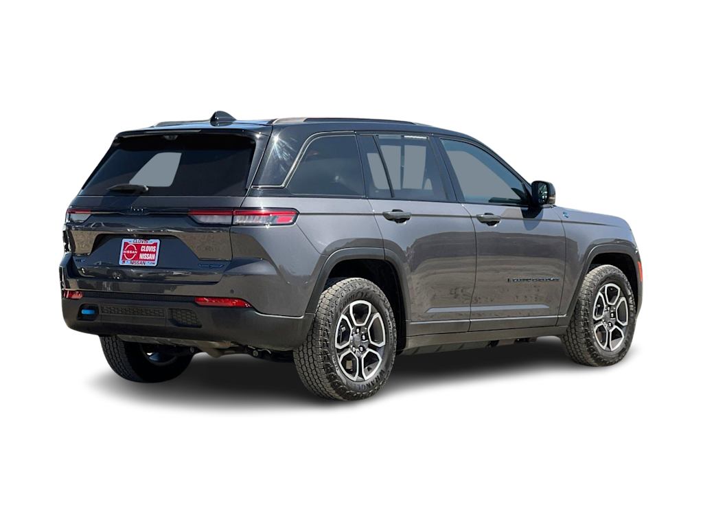 Thumbnail: 2023 Jeep Grand Cherokee - 19