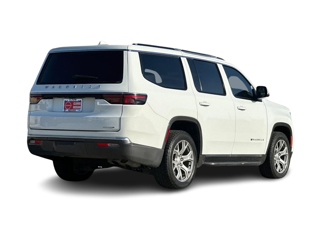 Thumbnail: 2022 Jeep Wagoneer - 17