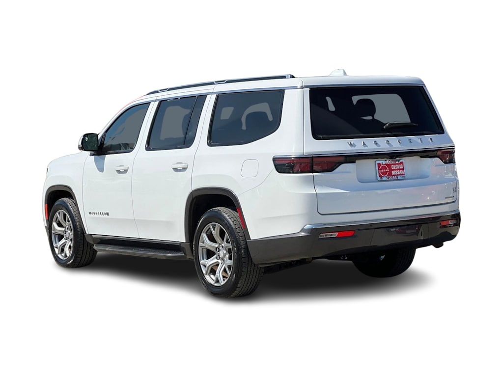 Thumbnail: 2022 Jeep Wagoneer - 4