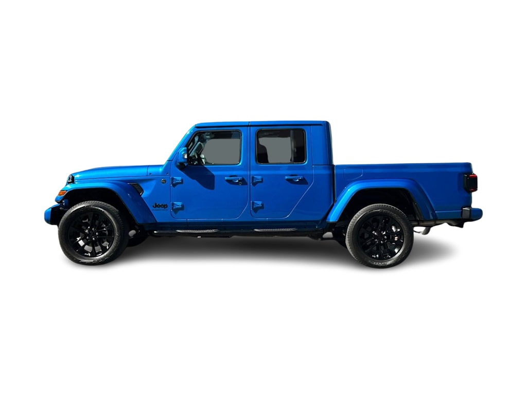 Thumbnail: 2023 Jeep Gladiator - 3
