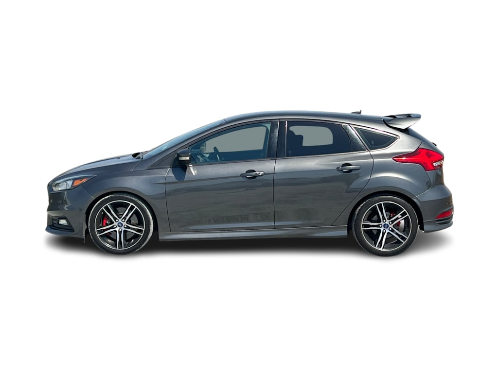Thumbnail: 2017 Ford Focus - 3