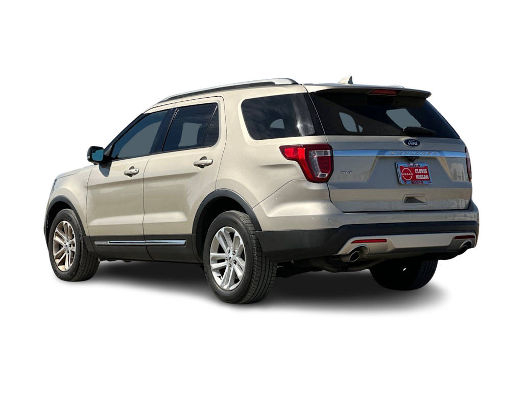 Thumbnail: 2017 Ford Explorer - 4