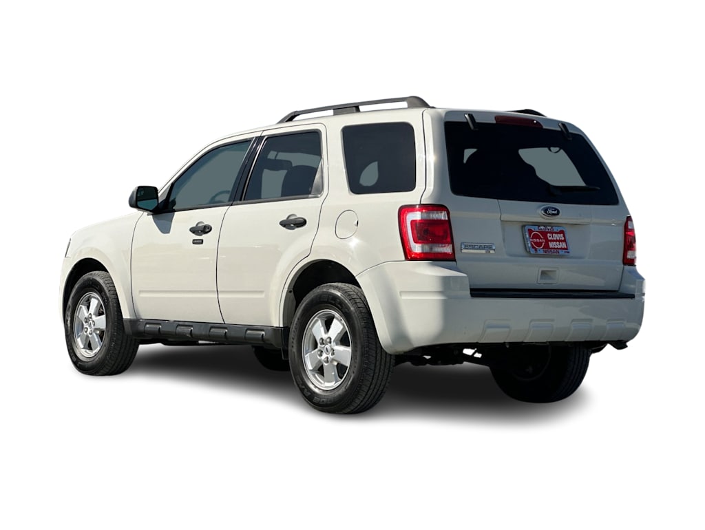 Thumbnail: 2011 Ford Escape - 4