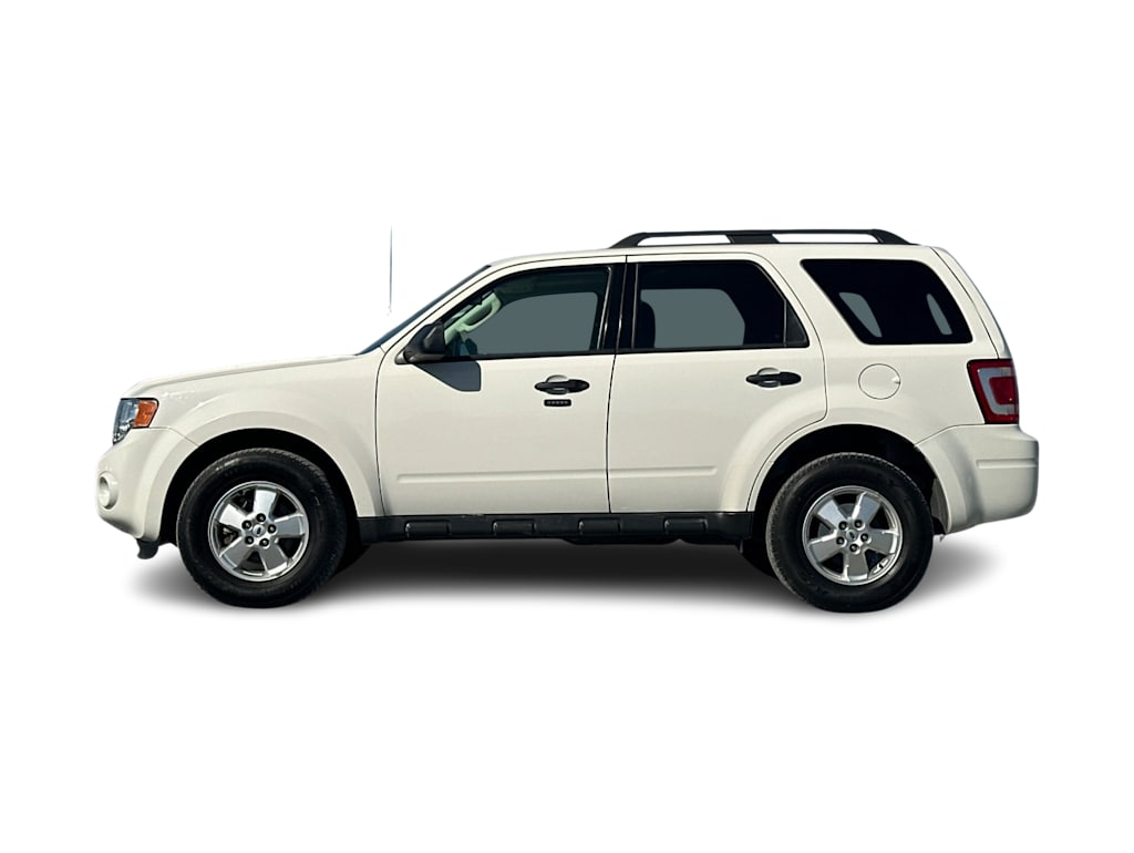 Thumbnail: 2011 Ford Escape - 3