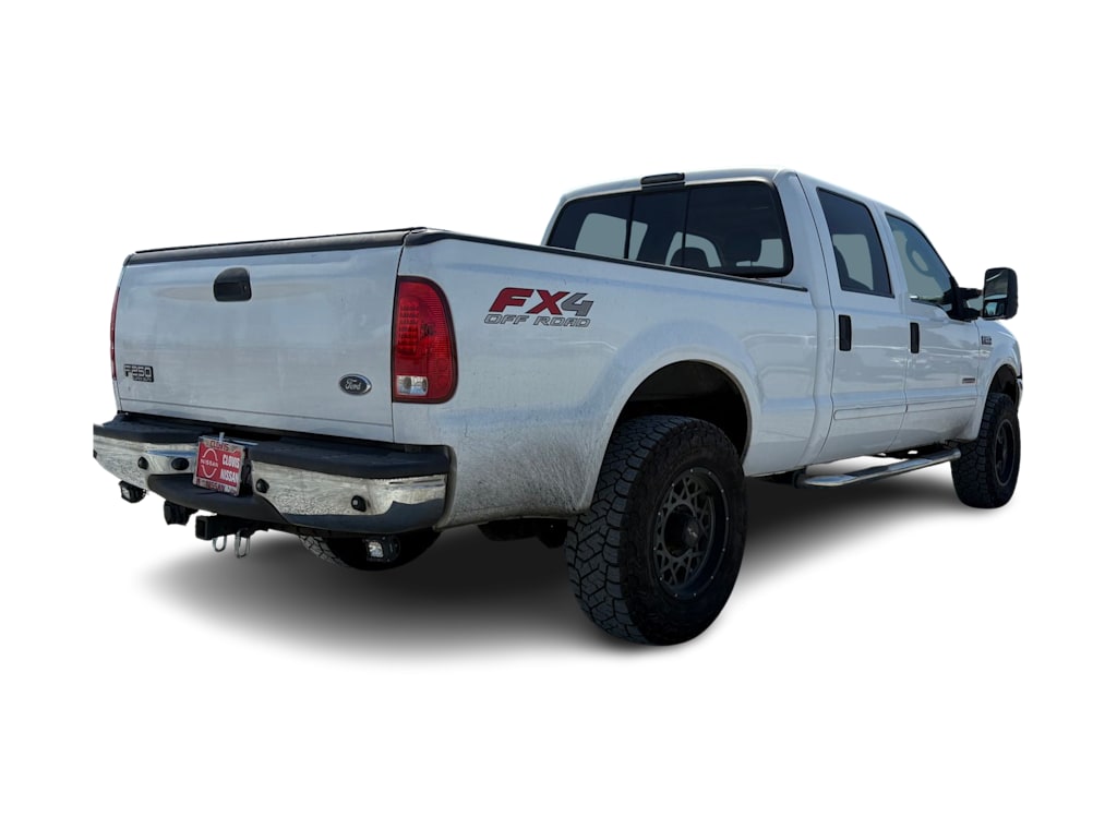 Thumbnail: 2004 Ford F-250 - 17