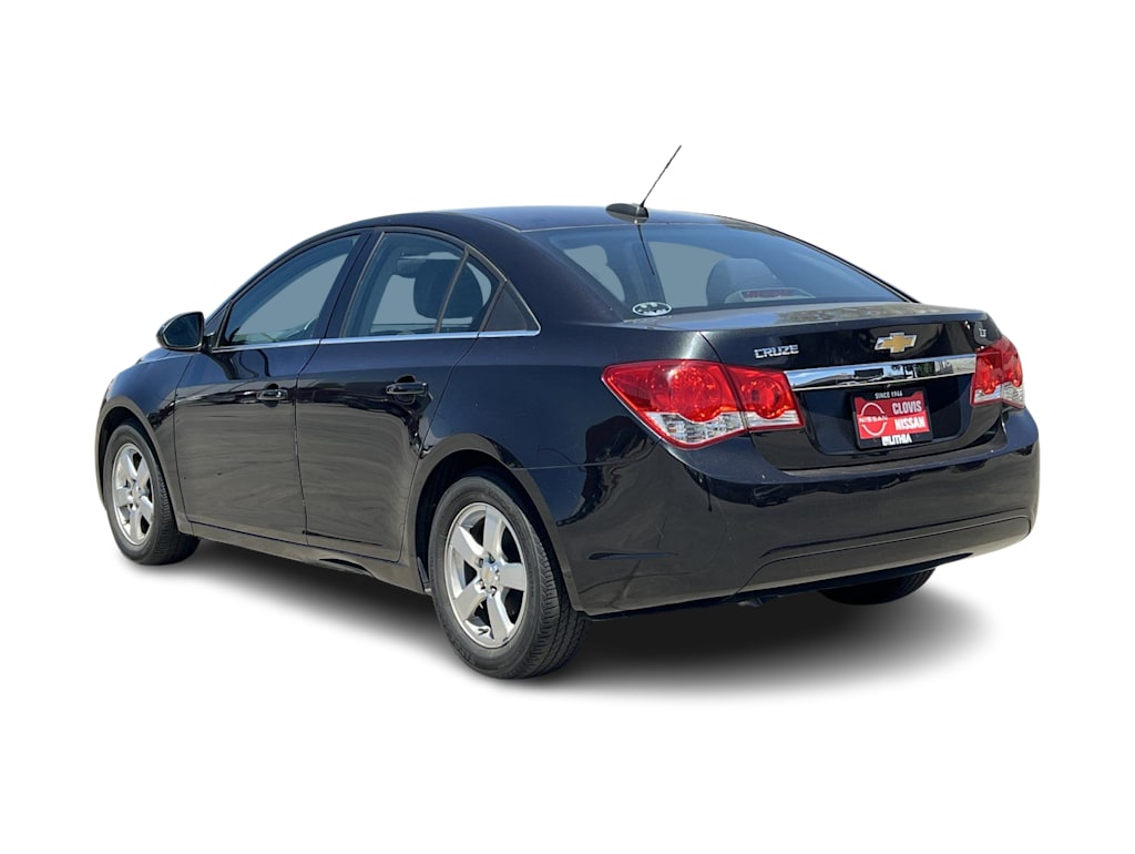 Thumbnail: 2015 Chevrolet Cruze - 4