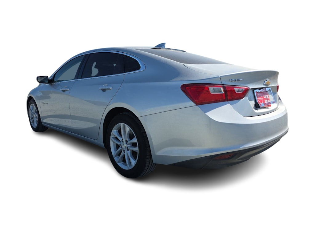 Thumbnail: 2018 Chevrolet Malibu - 4