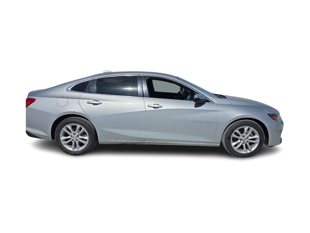 Thumbnail: 2018 Chevrolet Malibu - 19