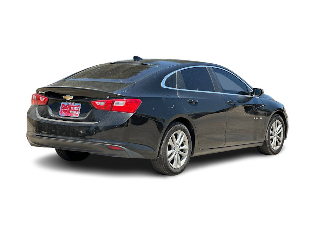 Thumbnail: 2016 Chevrolet Malibu - 19