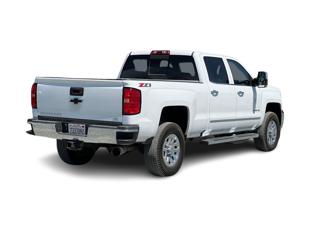 Thumbnail: 2019 Chevrolet Silverado 3500 - 18