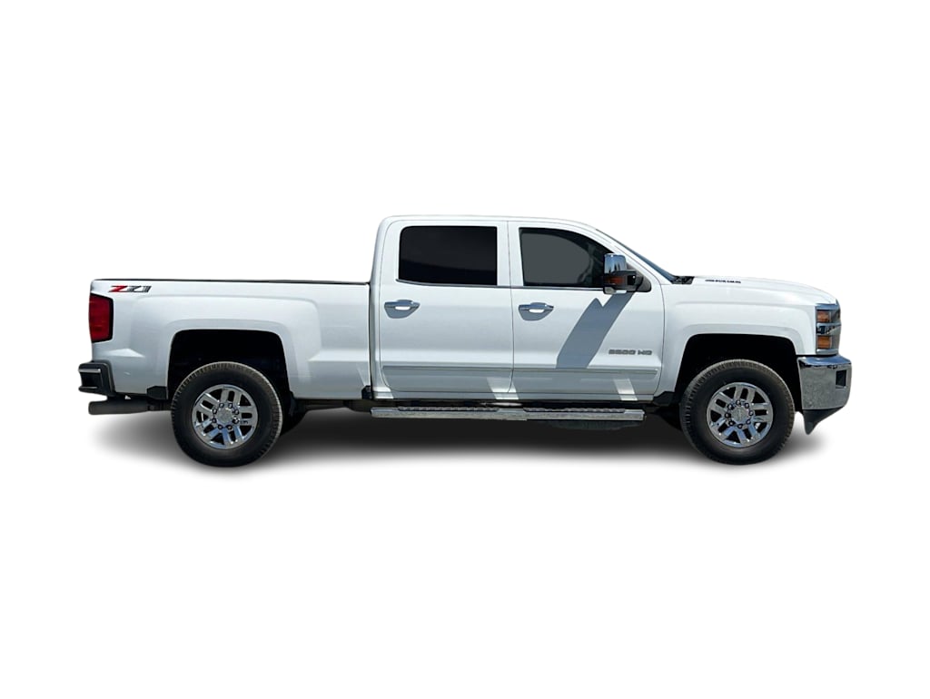 Thumbnail: 2019 Chevrolet Silverado 3500 - 19