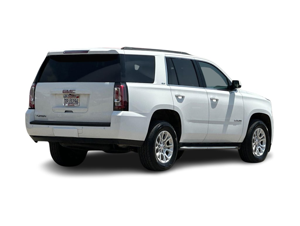 Thumbnail: 2016 GMC Yukon - 17